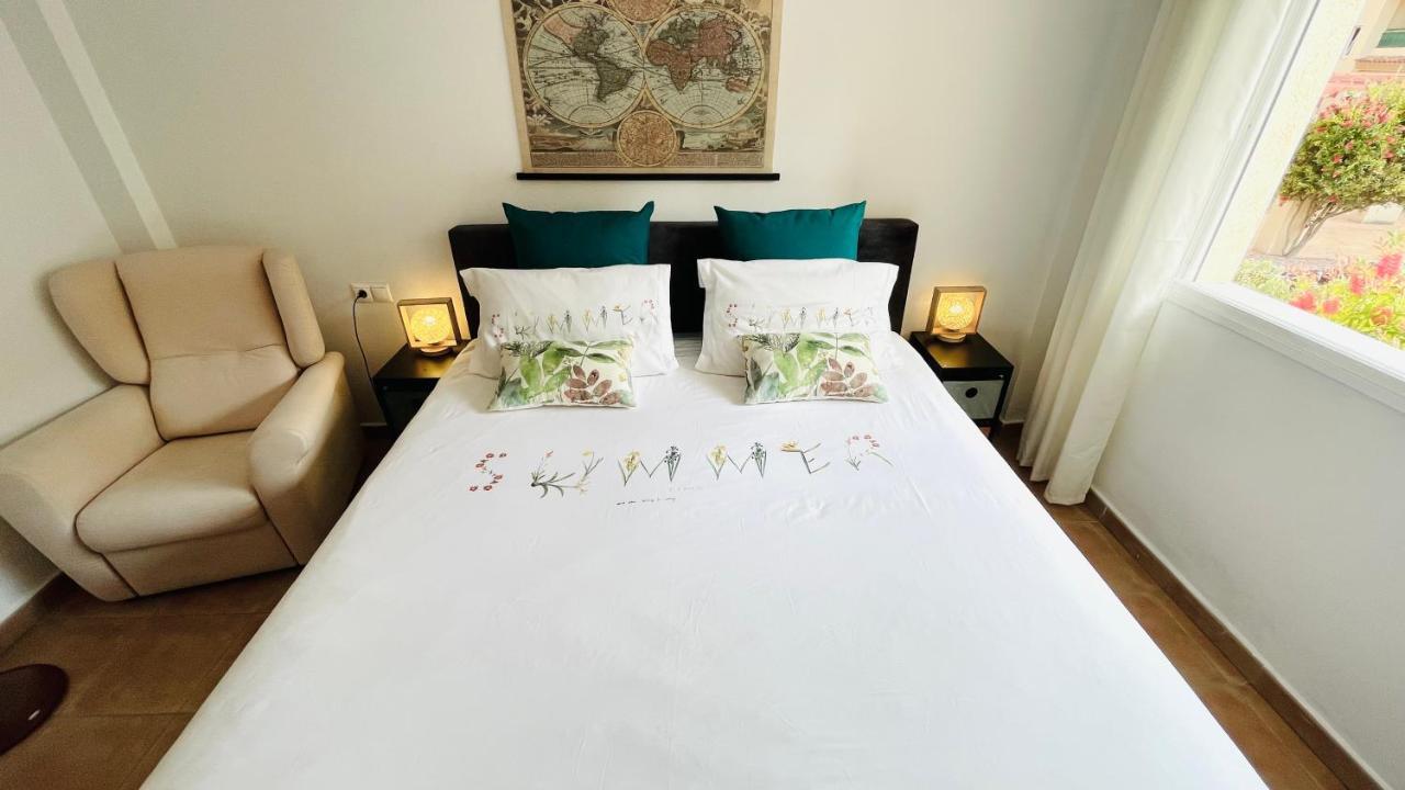 Beautiful 1 Bedroom Apartment In Albir El Albir Екстер'єр фото